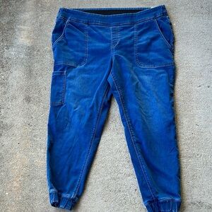 Denim & Co cargo pocket knit jogger/ jeans. Xl petite.